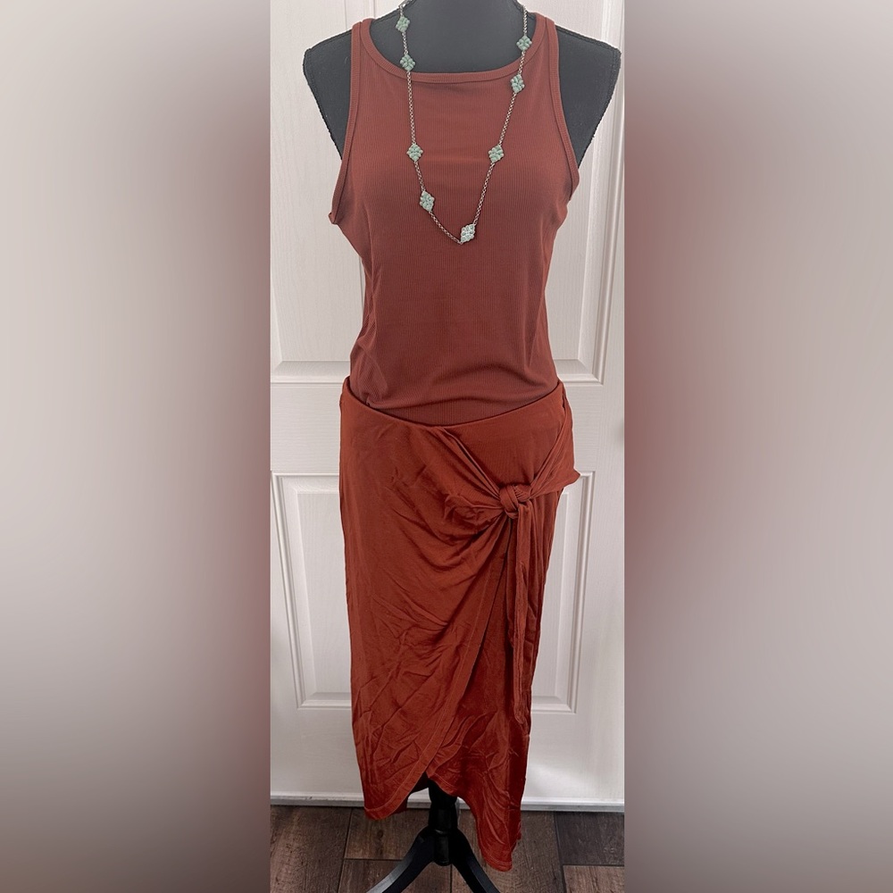 Maeve by Anthropologie Rust Faux wrap Skirt with sash, front leg slit, Large